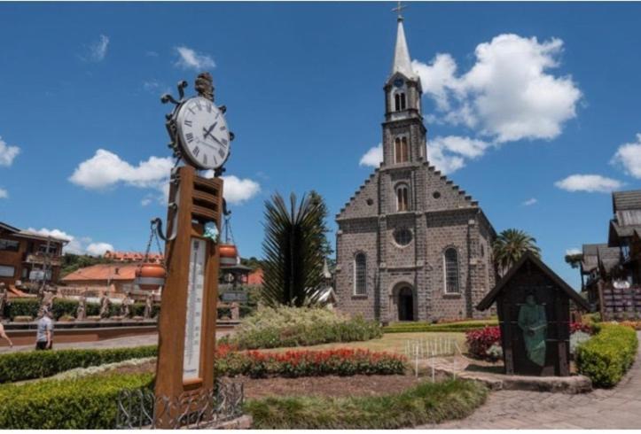 Suite Em Gramado, Proxima A Avenida Das Hortencias Εξωτερικό φωτογραφία