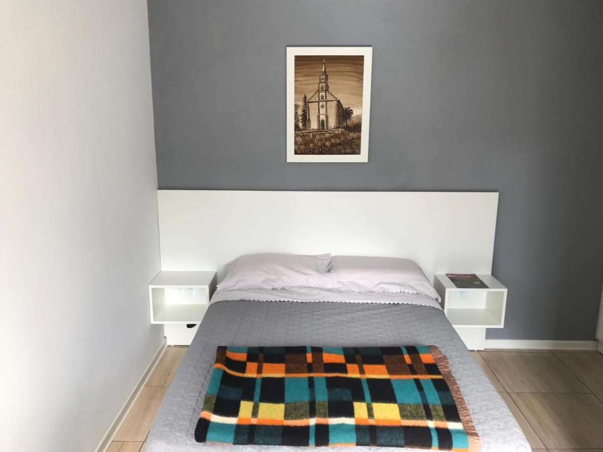 Suite Em Gramado, Proxima A Avenida Das Hortencias Εξωτερικό φωτογραφία